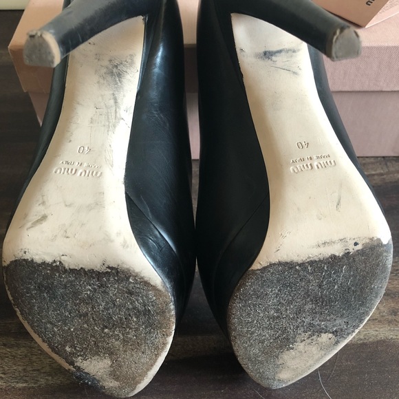 Miu Miu Black Boot Bootie - Picture 4 of 6